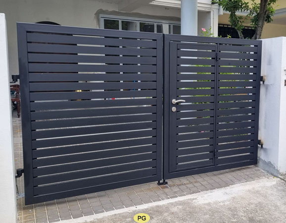 Aluminium Driveway Gate