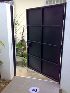 Wrought Iron Swing Door Gate