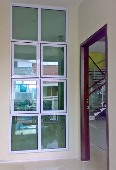 top hung windows